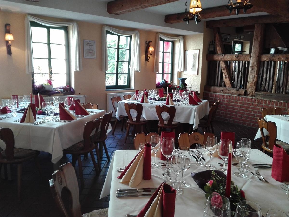 Hotel & Restaurant Stadt Genthin Екстериор снимка